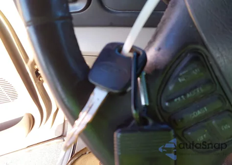 2005 Ford Excursion Limited из США, поврежденный, VIN 1FMNU42PX5ED47840